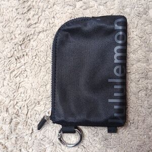 Lululemon Clippable Card Pouch Black & Silver